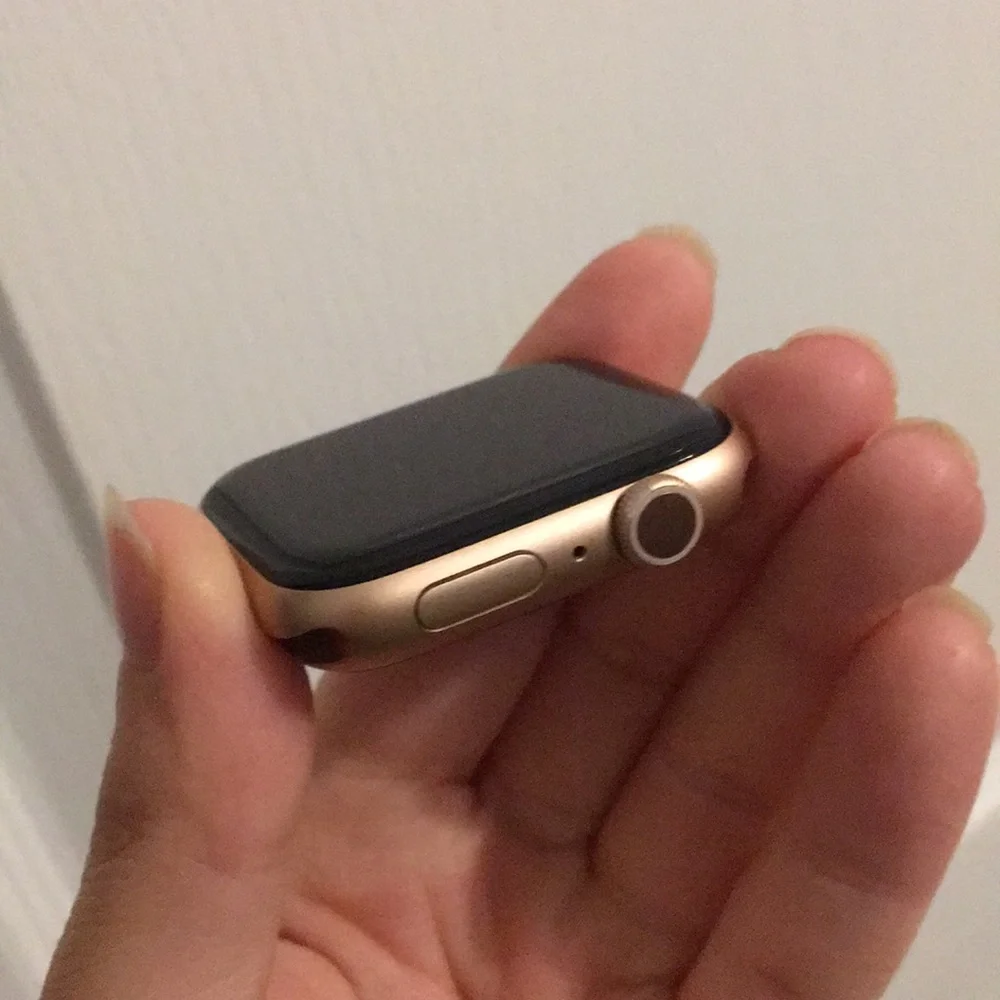 Rose Gold Apple Watch Series 5